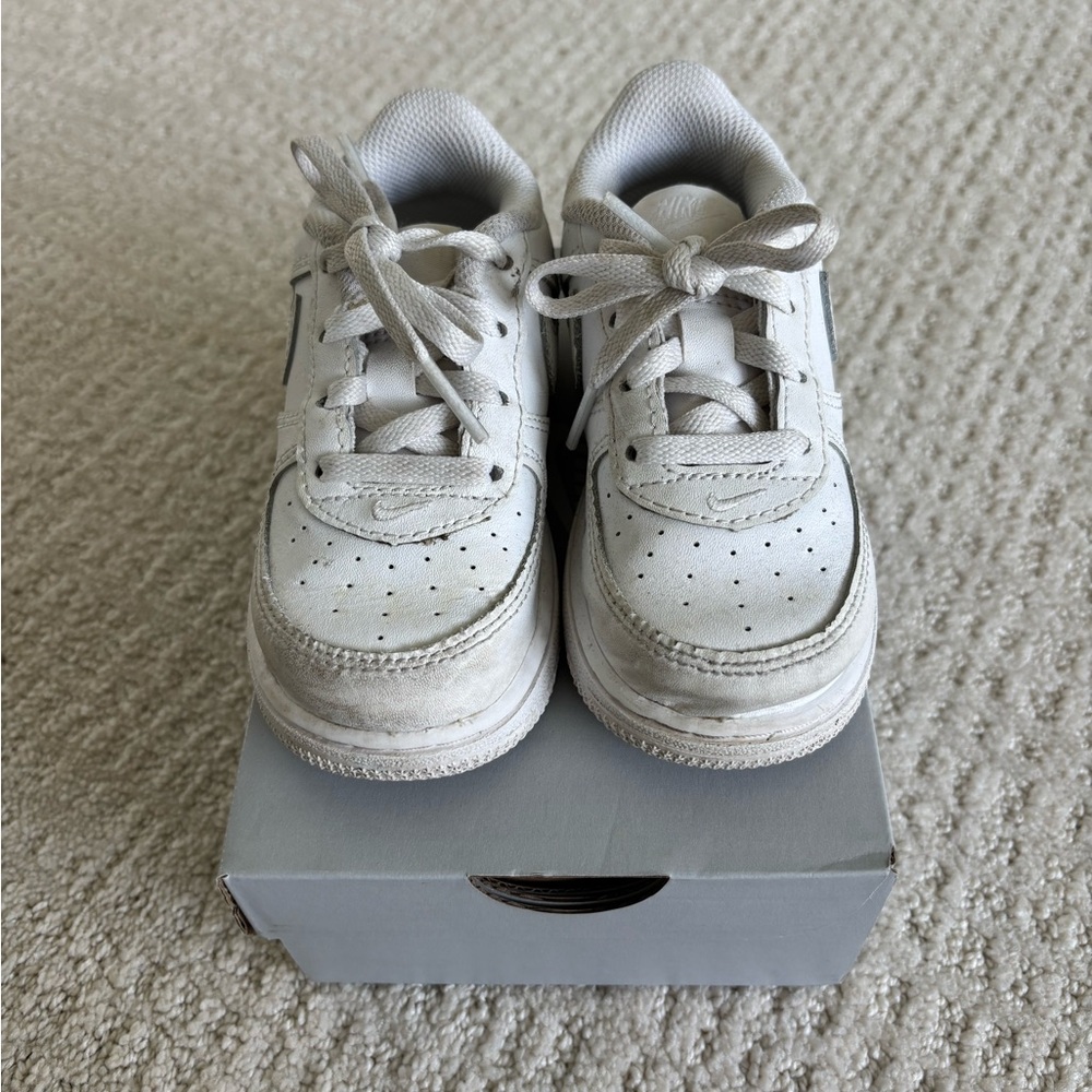 Force1 White Sneakers Low-Top Leather Design